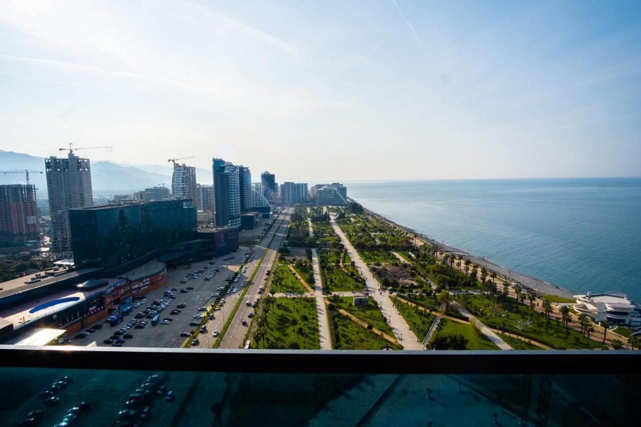Beach Tower By G-Point Batumi Exterior foto