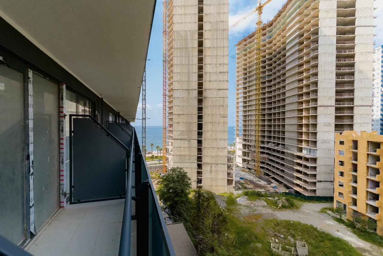 Beach Tower By G-Point Batumi Exterior foto